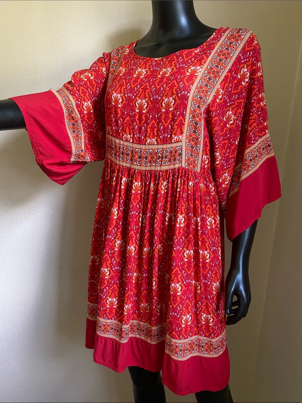 R. Vivimos Red Printed Long-Sleeve Boho Tunic Babydoll Dress - Picture 3 of 9